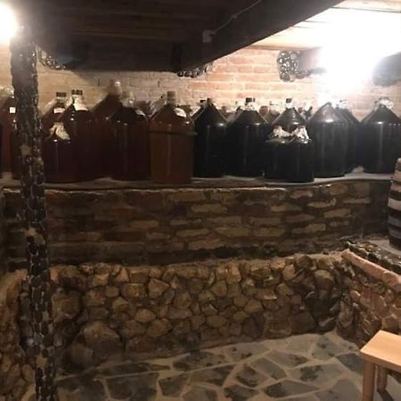 Хостел Saba Кутаиси Экстерьер фото