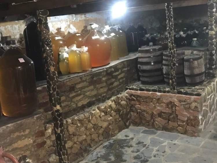 Хостел Saba Кутаиси Экстерьер фото